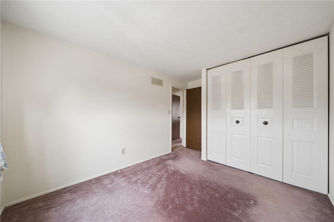 132 Tippecanoe Dr, Greensburg, PA 15601