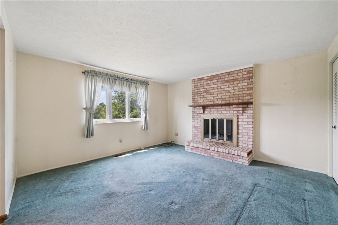 132 Tippecanoe Dr, Greensburg, PA 15601