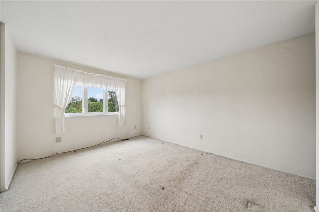132 Tippecanoe Dr, Greensburg, PA 15601