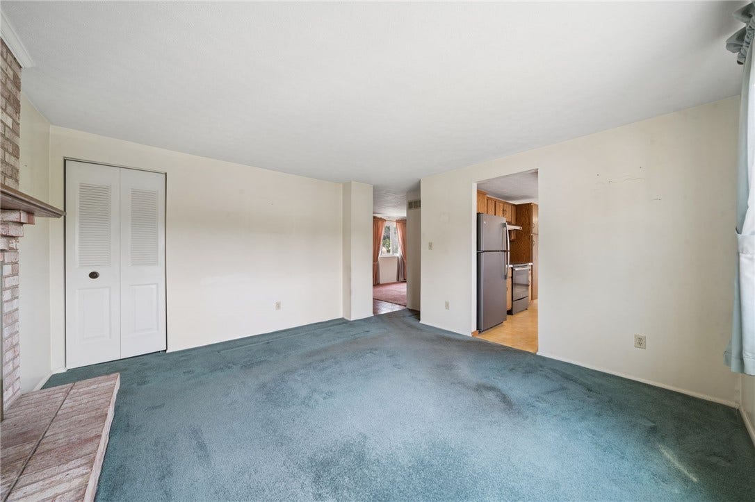 132 Tippecanoe Dr, Greensburg, PA 15601