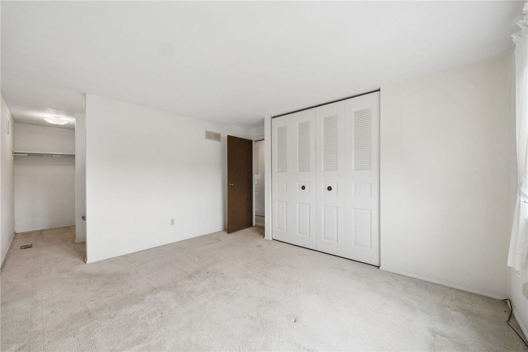 132 Tippecanoe Dr, Greensburg, PA 15601