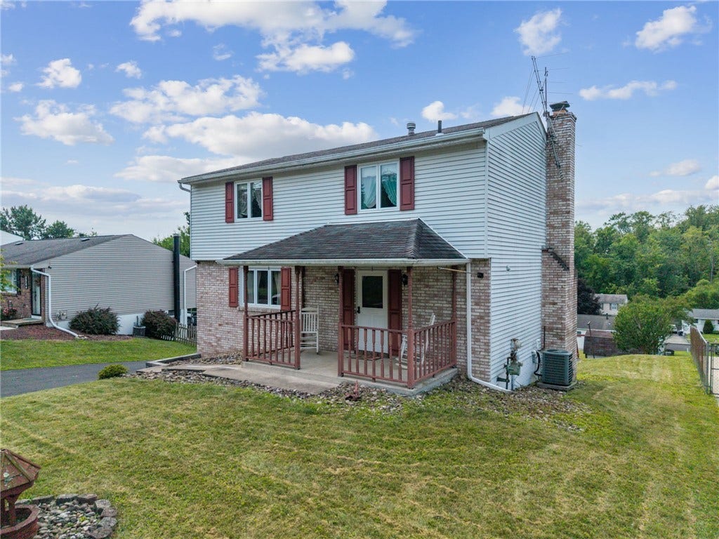 132 Tippecanoe Dr, Greensburg, PA 15601