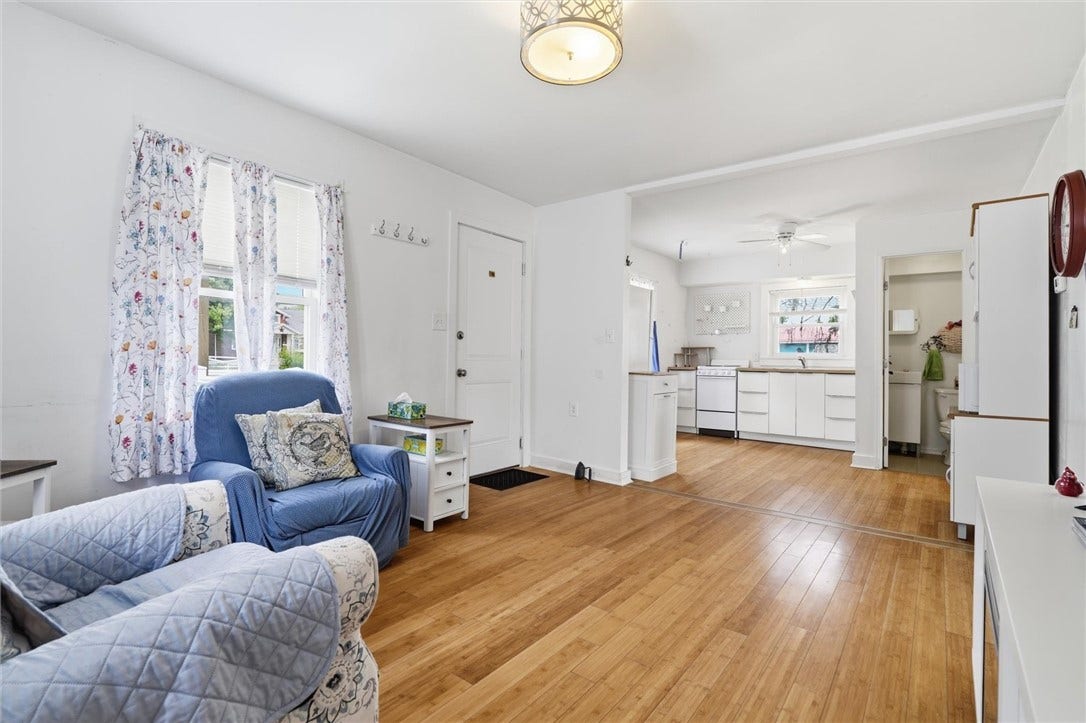 118 Homewood Ave, Belle Vernon, PA 15012