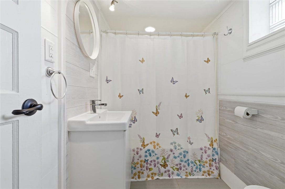 118 Homewood Ave, Belle Vernon, PA 15012