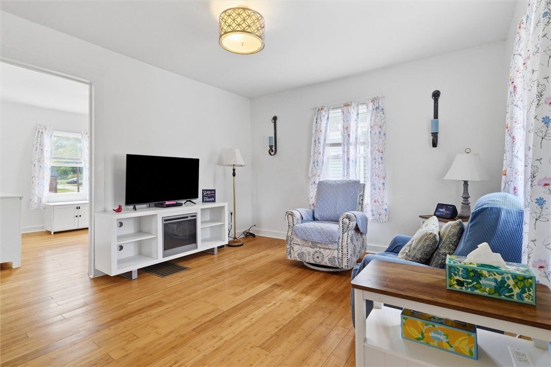 118 Homewood Ave, Belle Vernon, PA 15012
