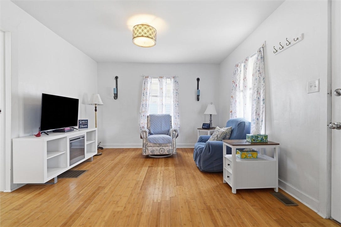 118 Homewood Ave, Belle Vernon, PA 15012