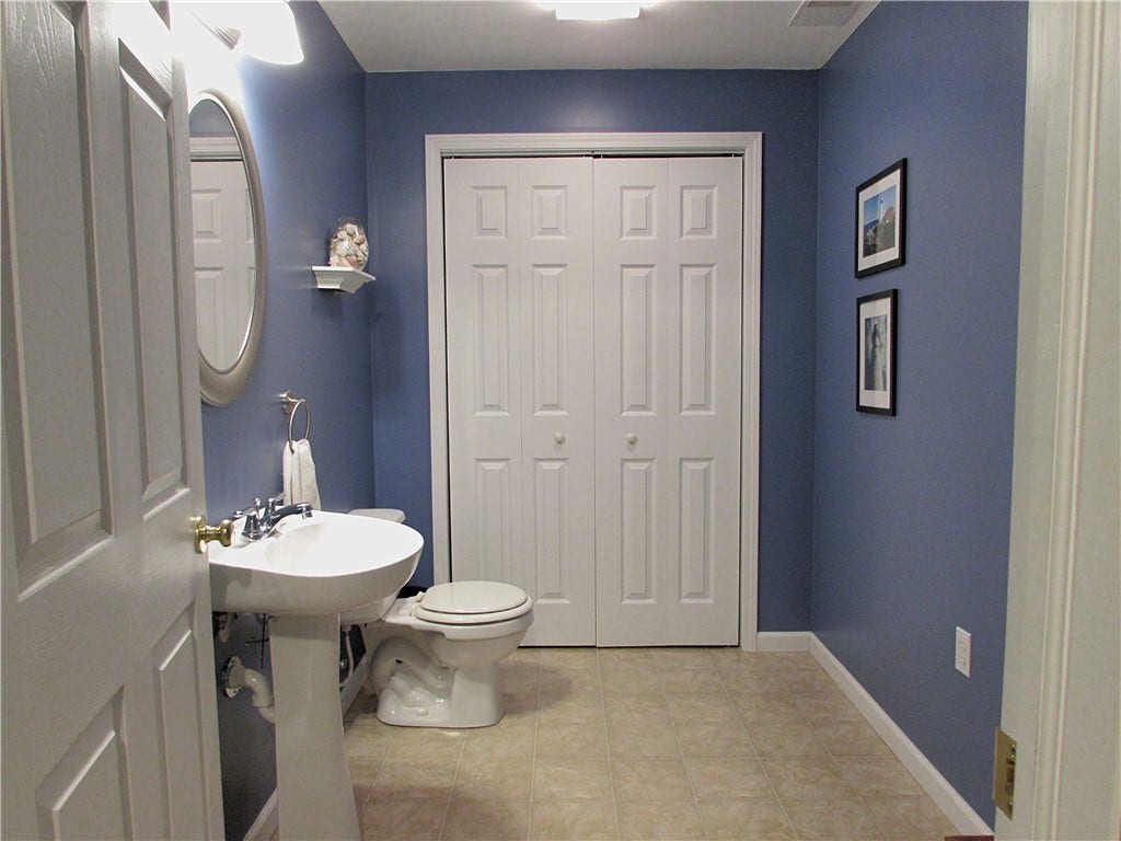229 KATHERINE DRIVE, North Huntingdon, PA 15642