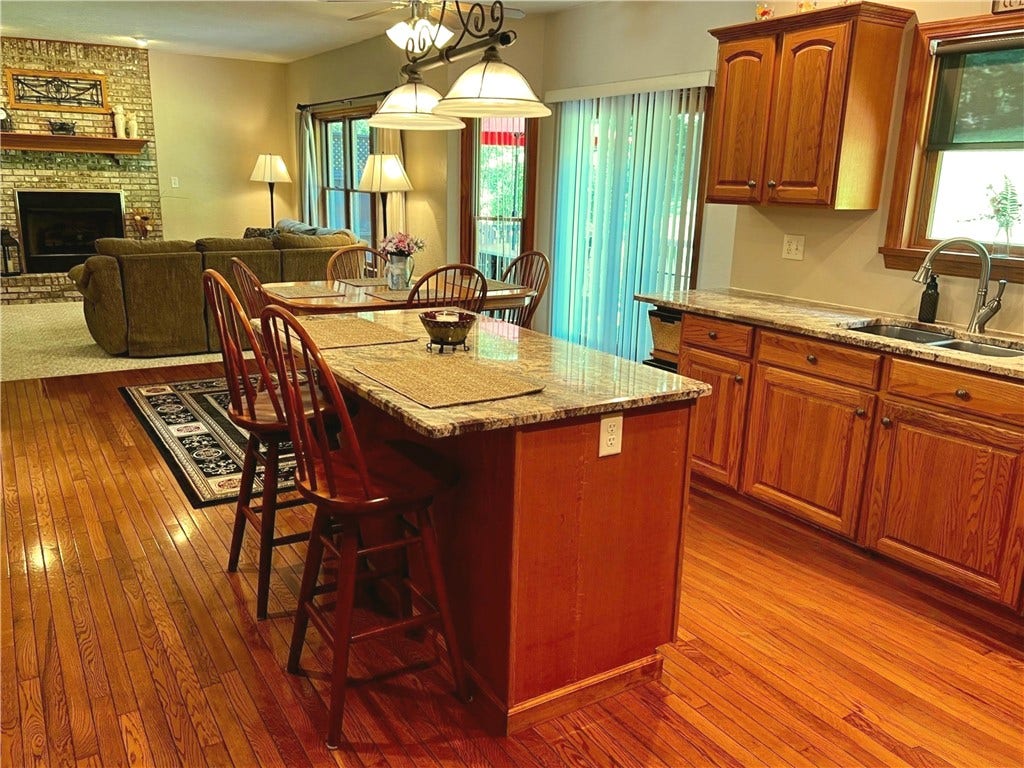 229 KATHERINE DRIVE, North Huntingdon, PA 15642