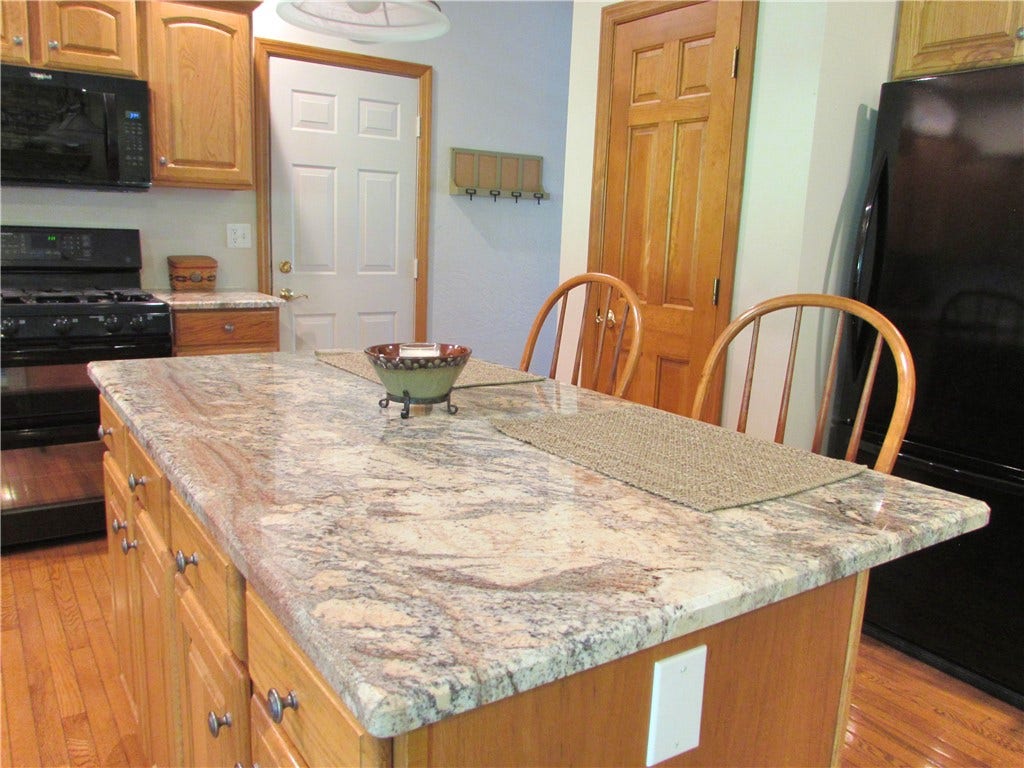 229 KATHERINE DRIVE, North Huntingdon, PA 15642