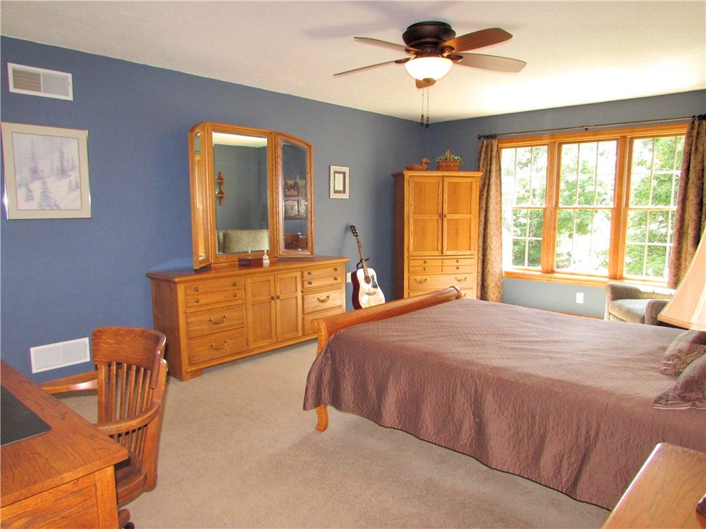 229 KATHERINE DRIVE, North Huntingdon, PA 15642