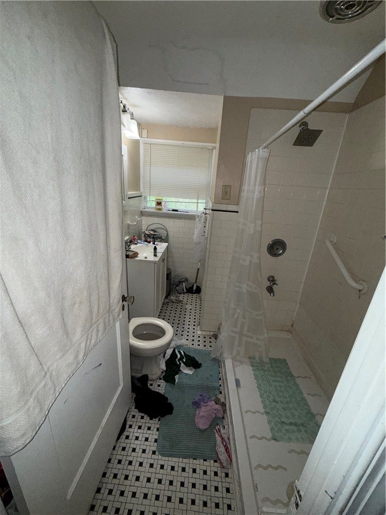 103 Sylvanus Ave, Uniontown, PA 15401 103 Sylvanus Ave, Uniontown, PA 15401