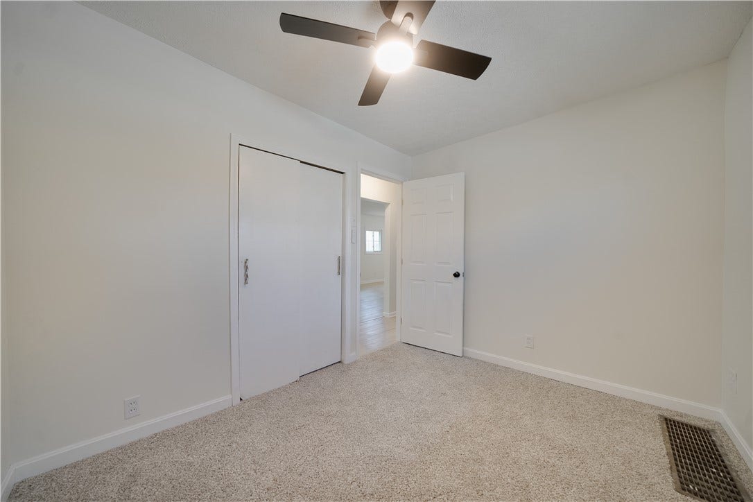 490 Glenn St, Washington, PA 15301