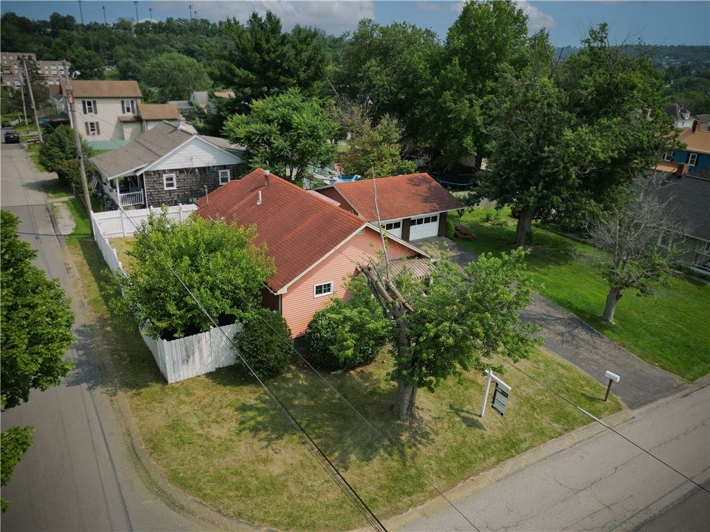 490 Glenn St, Washington, PA 15301