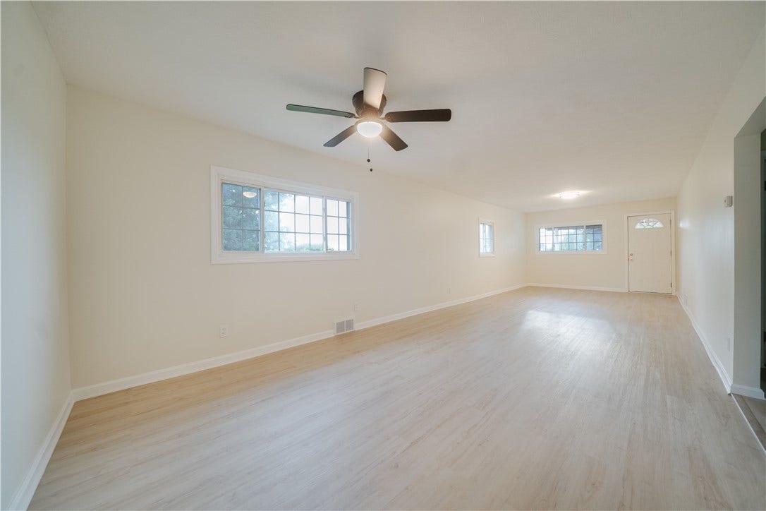 490 Glenn St, Washington, PA 15301