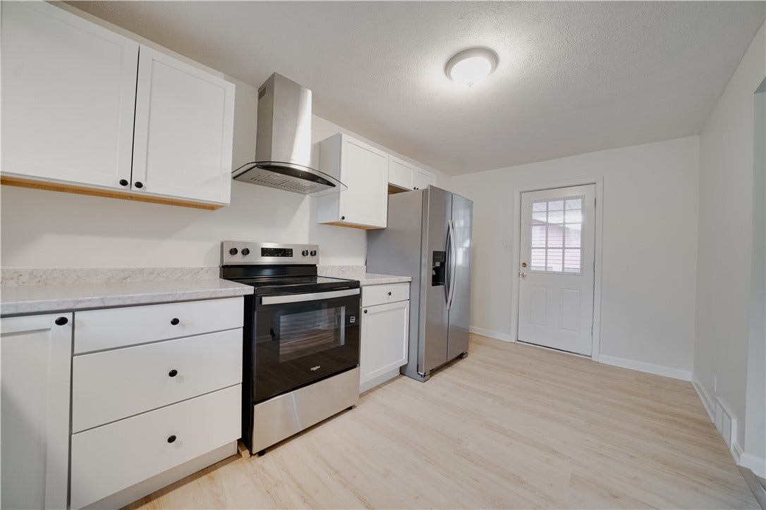 490 Glenn St, Washington, PA 15301