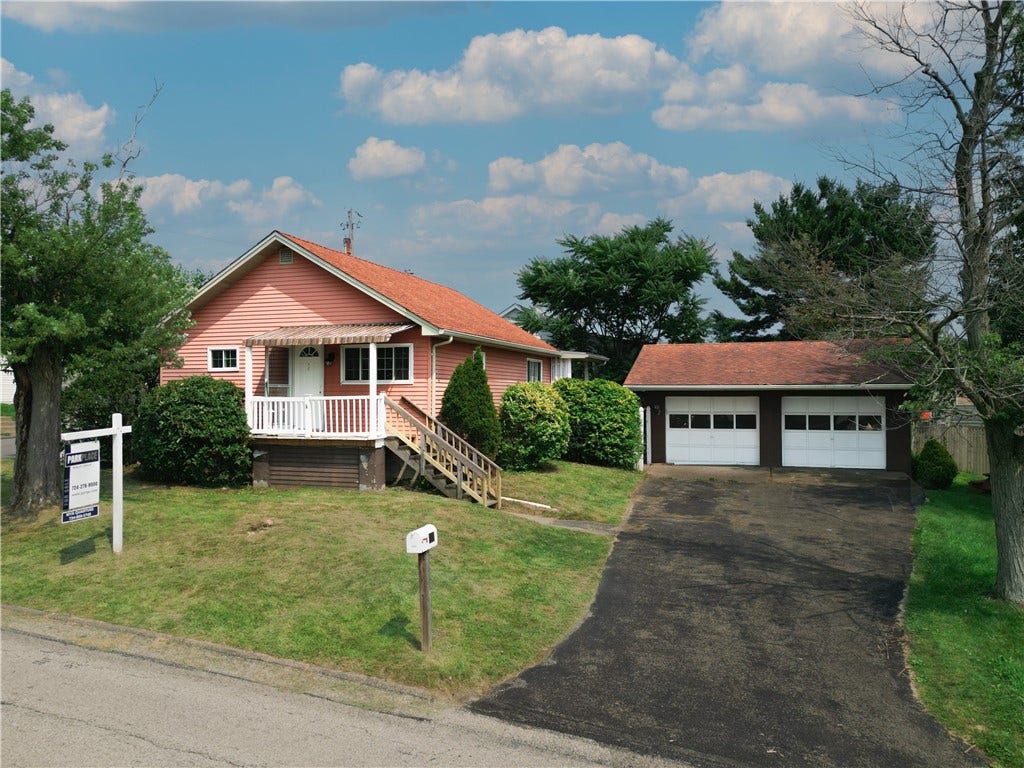 490 Glenn St, Washington, PA 15301
