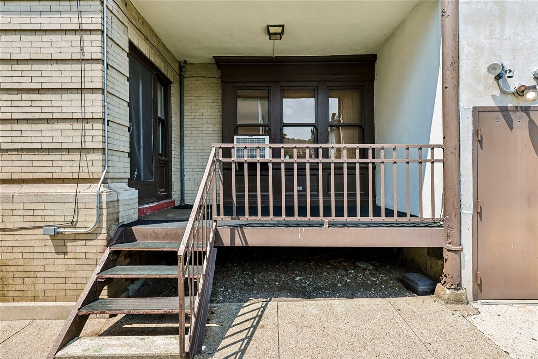 622 Whitney Avenue, #2, Pittsburgh, PA 15221 622 Whitney Avenue, #2, Pittsburgh, PA 15221