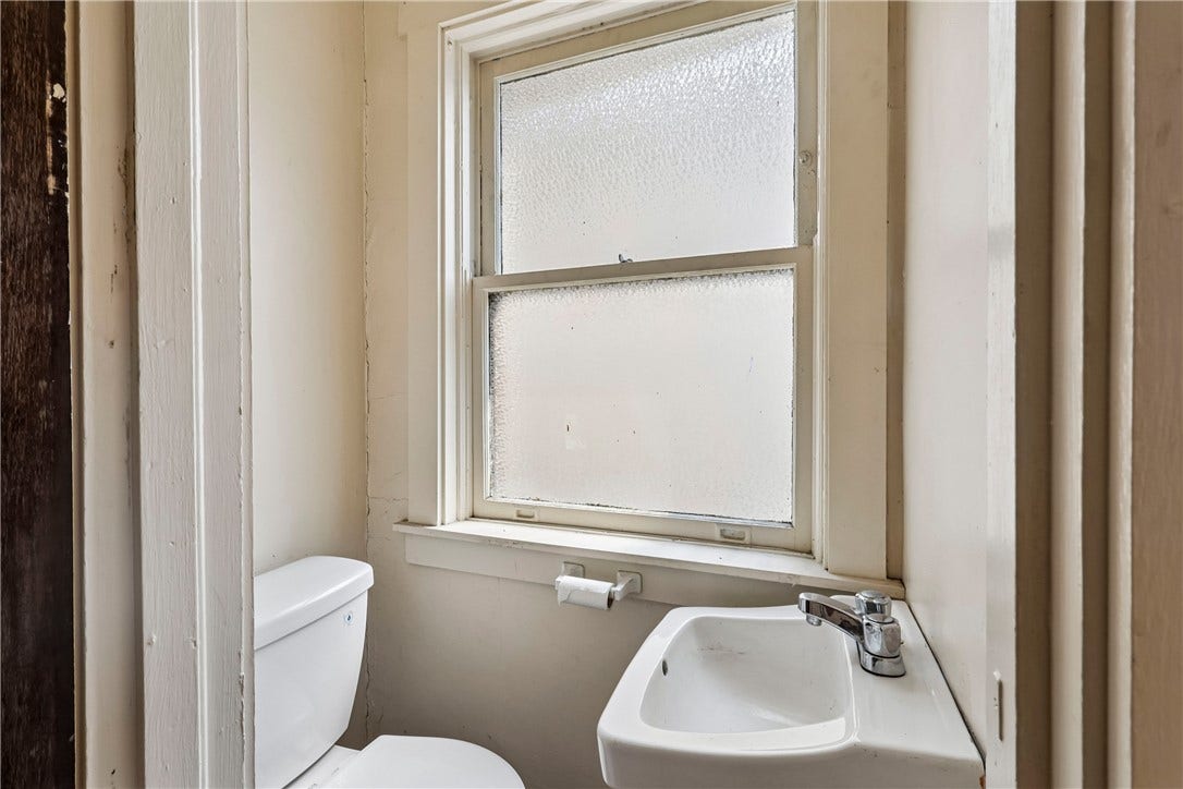 622 Whitney Avenue, #2, Pittsburgh, PA 15221 622 Whitney Avenue, #2, Pittsburgh, PA 15221