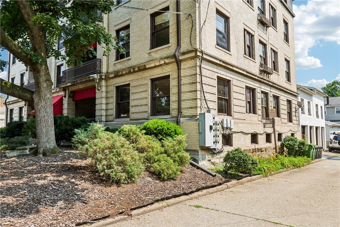 622 Whitney Avenue, #2, Pittsburgh, PA 15221 622 Whitney Avenue, #2, Pittsburgh, PA 15221