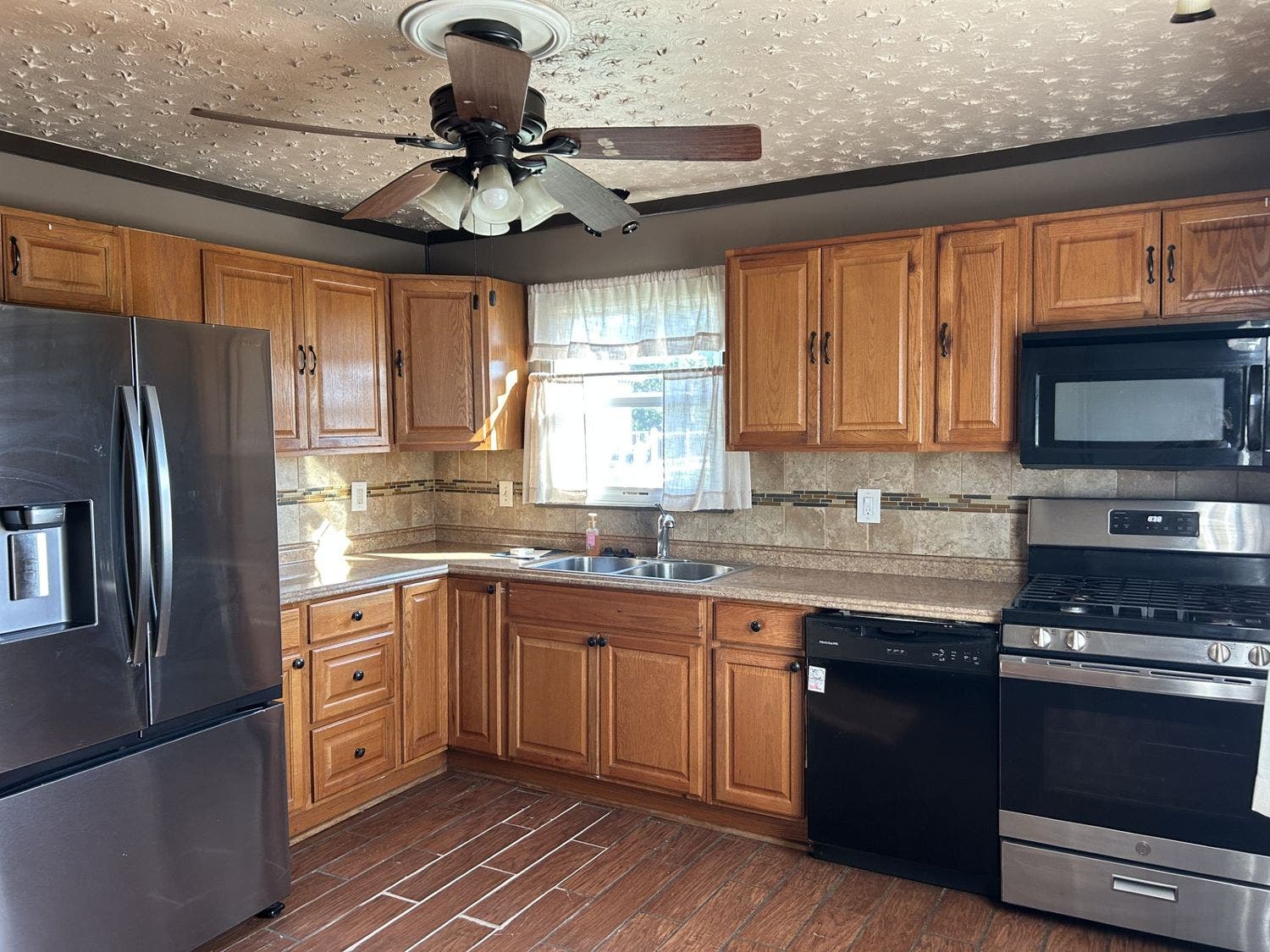10659 Martin Drive, Irwin, PA 15642