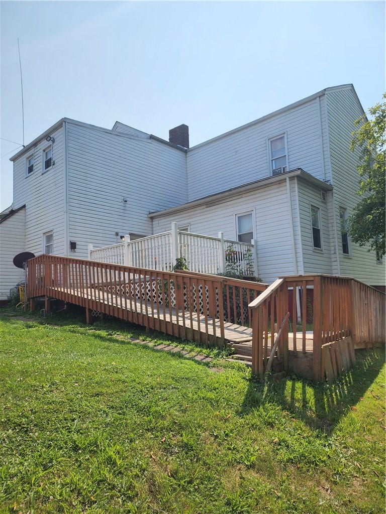 49 N Spring St, Greensburg, PA 15601