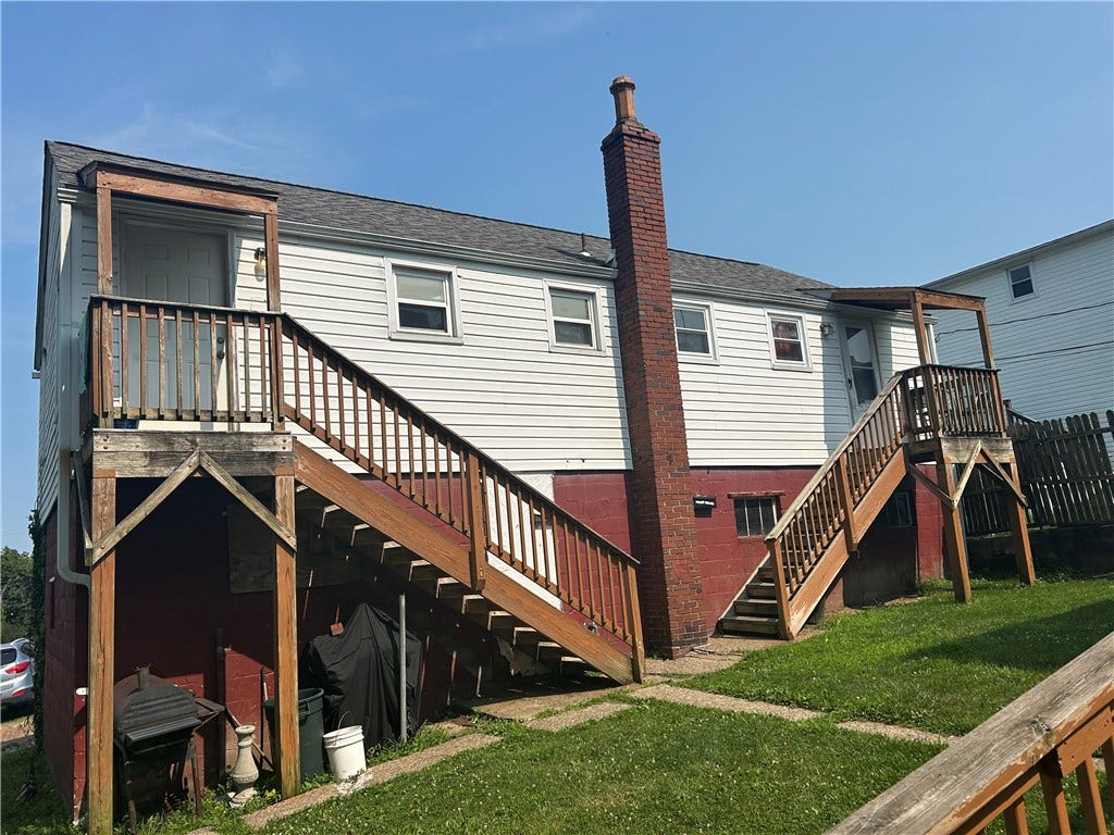 49 N Spring St, Greensburg, PA 15601