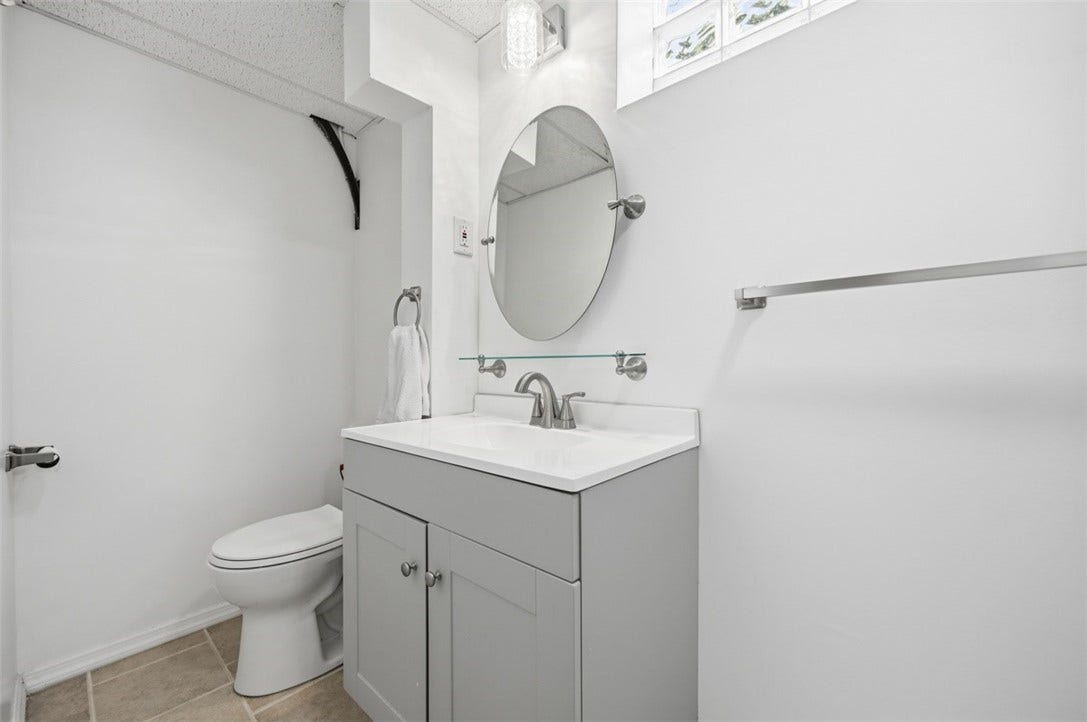 514 Fort Couch Rd, Pittsburgh, PA 15241