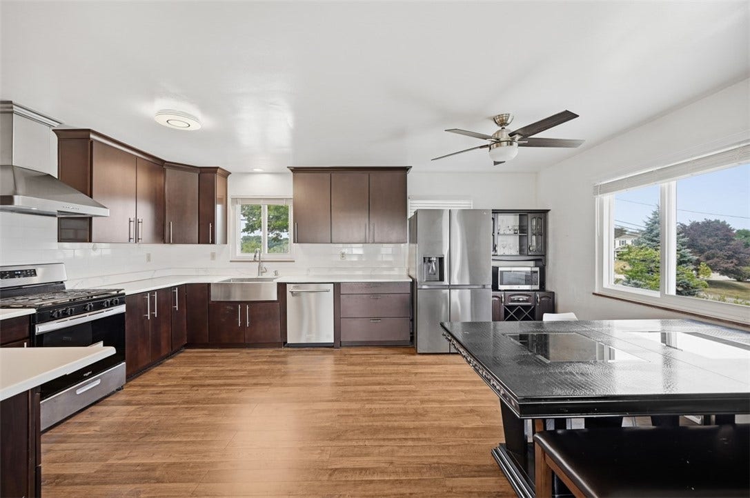 514 Fort Couch Rd, Pittsburgh, PA 15241