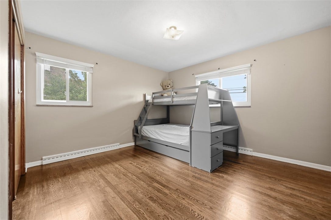 514 Fort Couch Rd, Pittsburgh, PA 15241