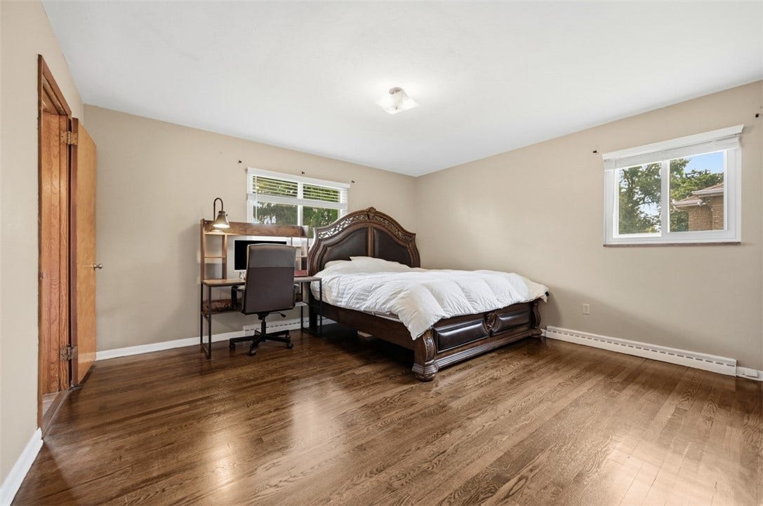 514 Fort Couch Rd, Pittsburgh, PA 15241