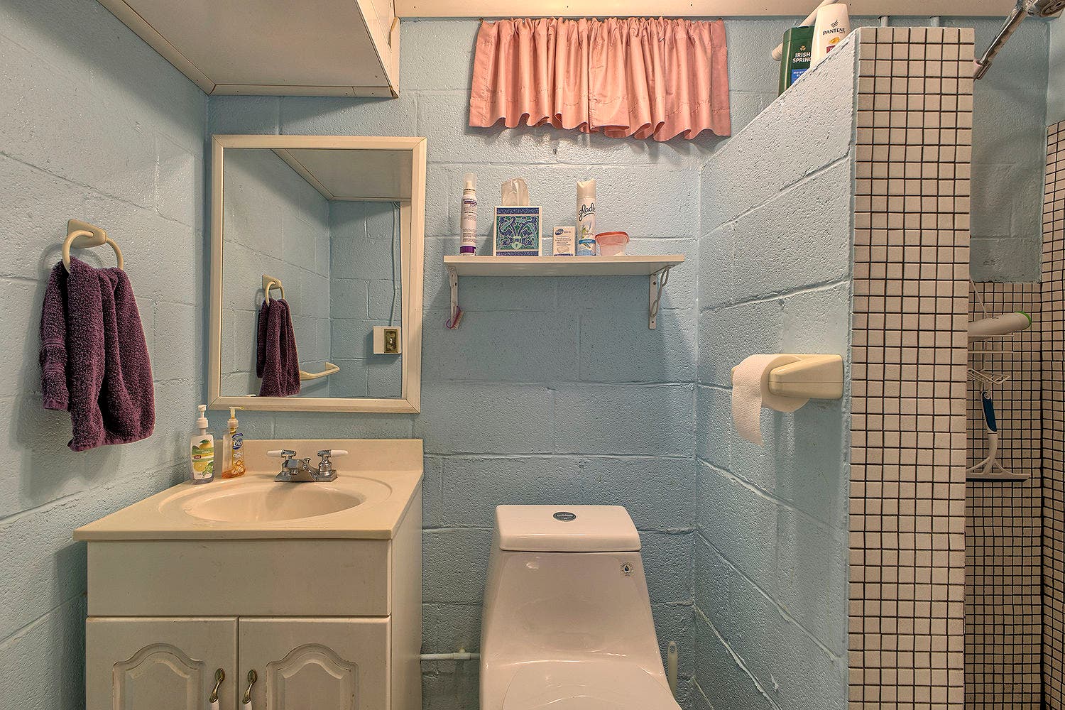 12 Shawnee Drive, Greensburg, PA 15601