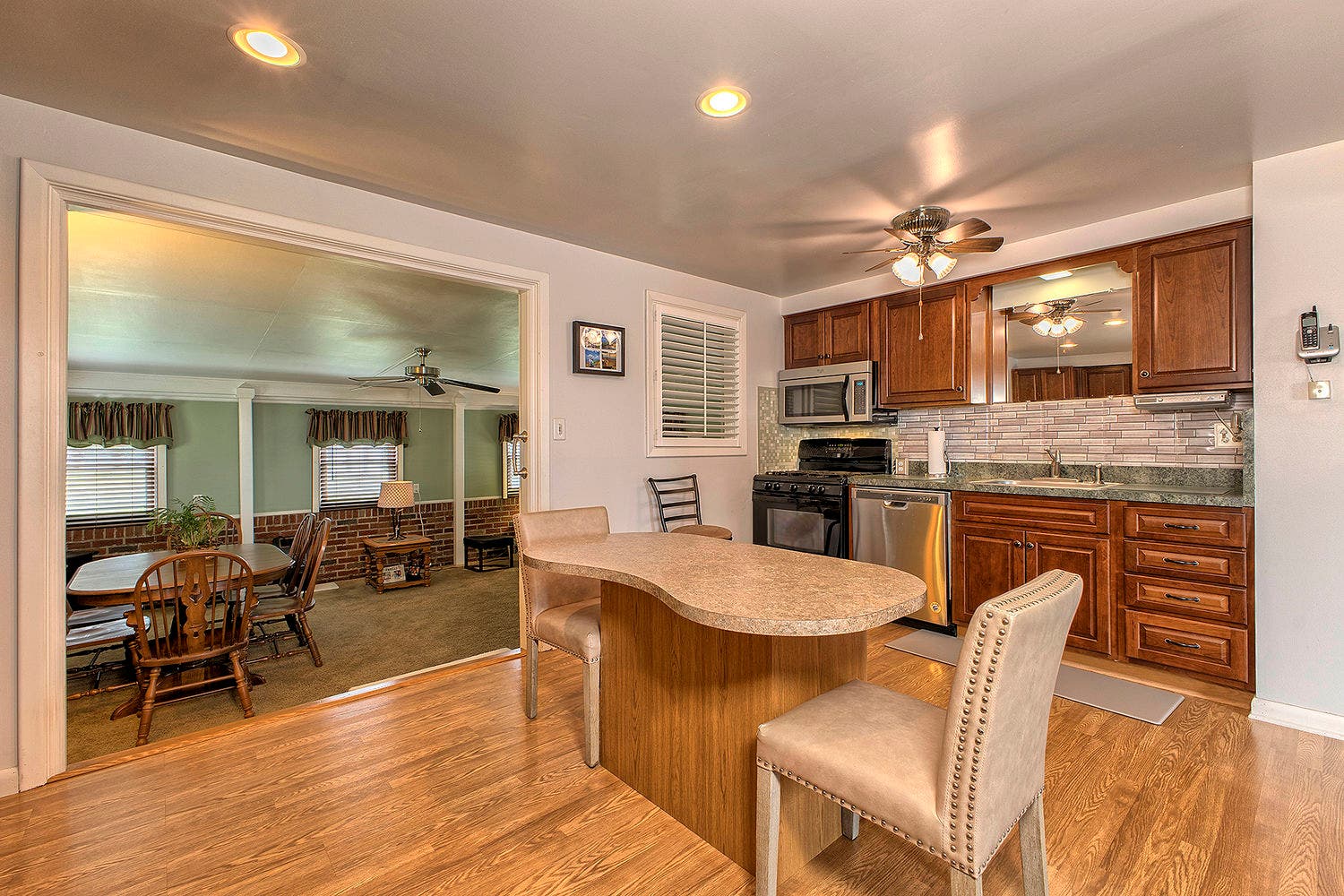 12 Shawnee Drive, Greensburg, PA 15601