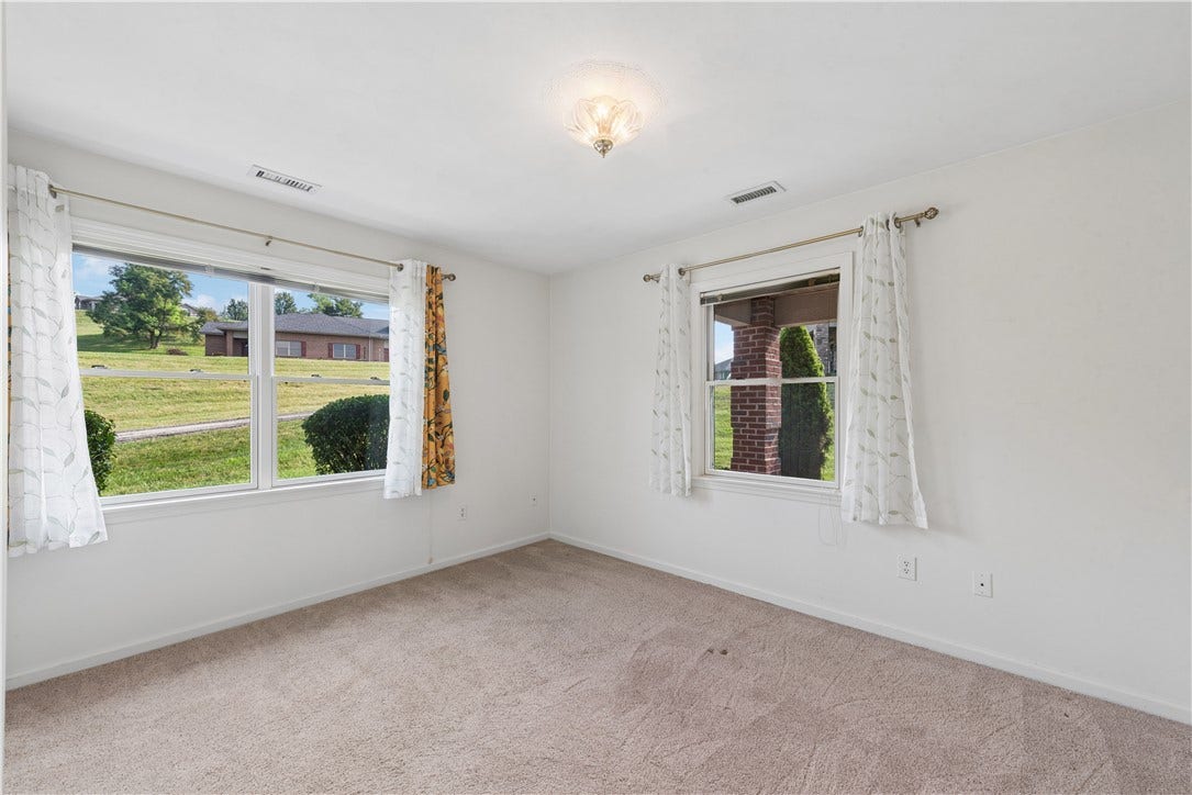 5116 Cedar Hills Blvd, Belle Vernon, PA 15012