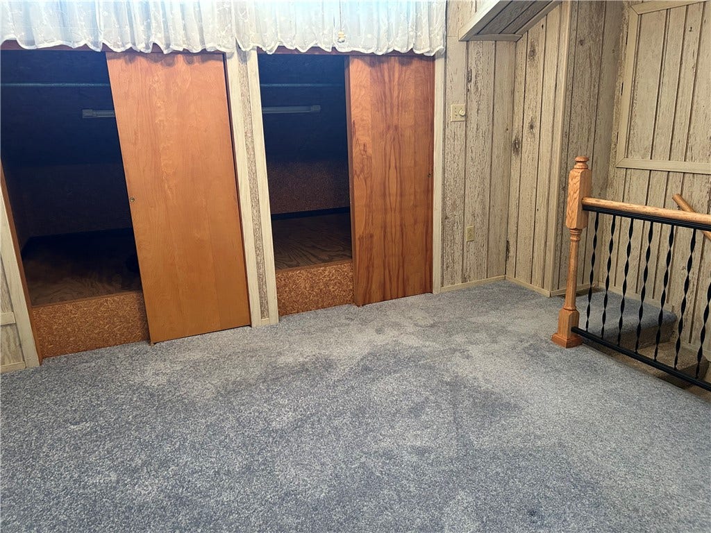 second level bedroom above garage