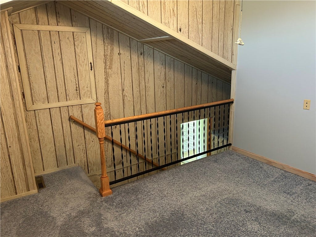 end level bedroom above garage