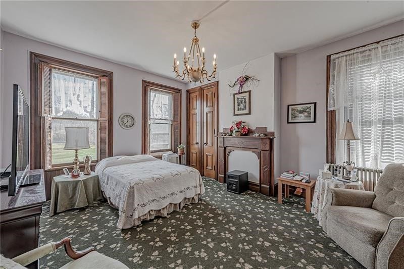 1892 Mcclellandtown Rd, Masontown, PA 15461