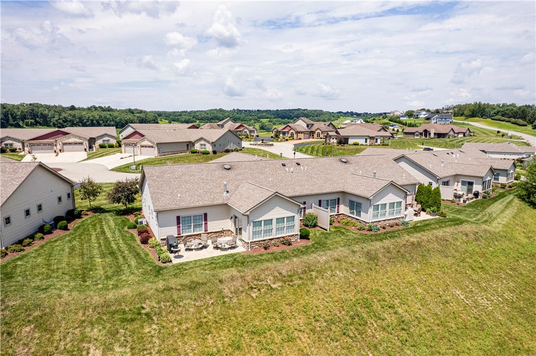 1317 Lynchfield Ln, Greensburg, PA 15601