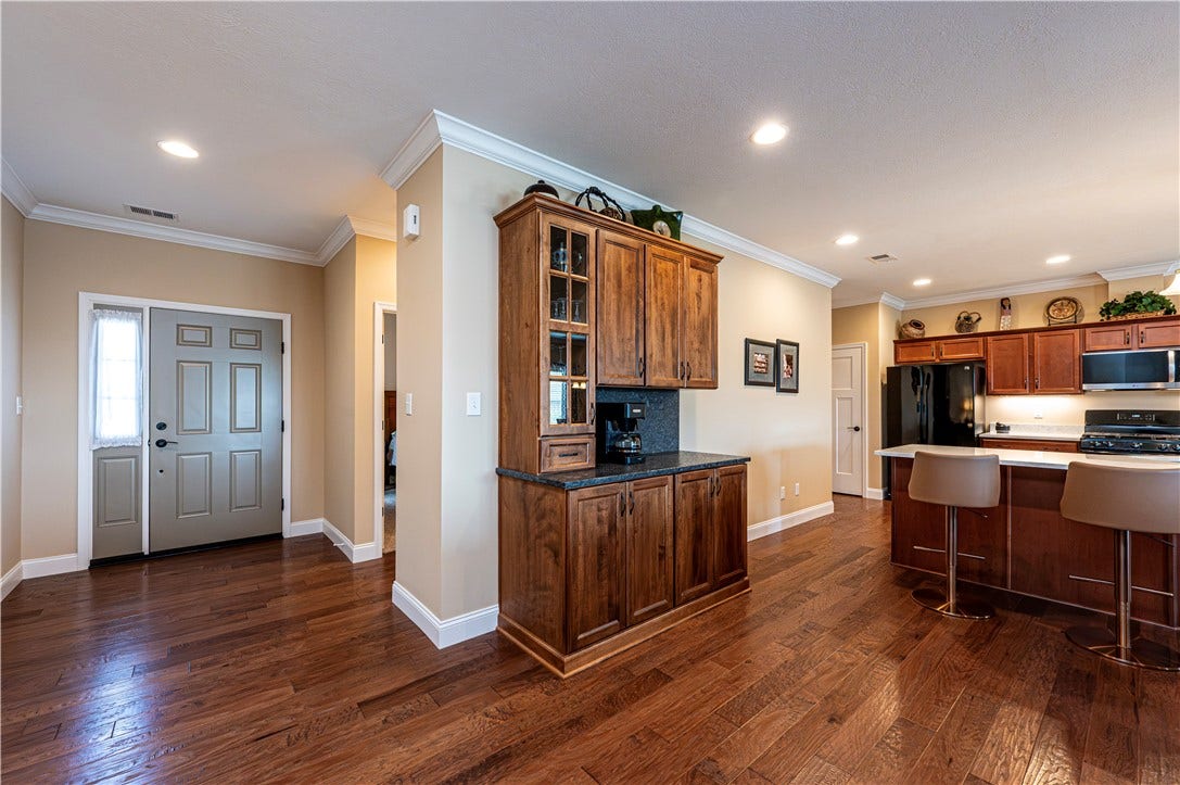 1317 Lynchfield Ln, Greensburg, PA 15601