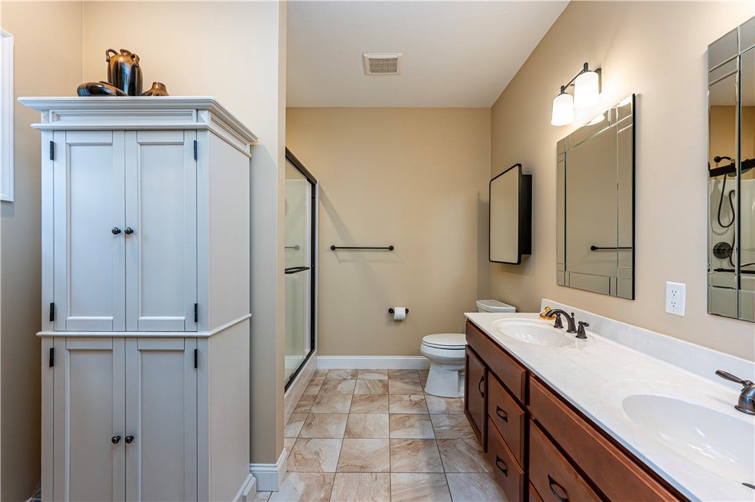 1317 Lynchfield Ln, Greensburg, PA 15601