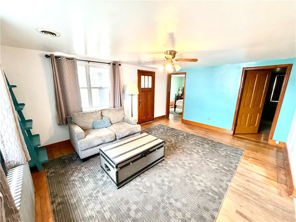 1412 W Crawford Ave, Connellsville, PA 15425