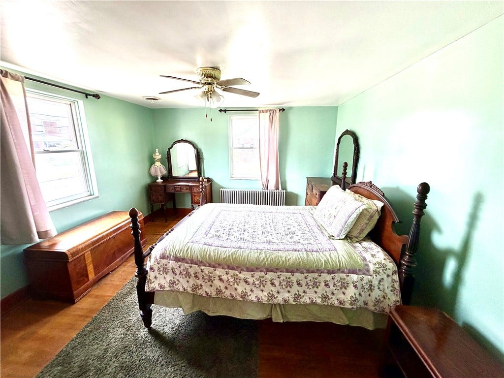 1412 W Crawford Ave, Connellsville, PA 15425