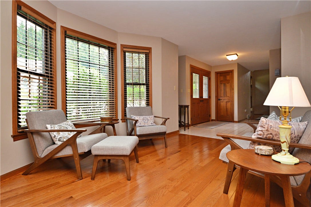 516 Donatello, Irwin, PA 15642 516 Donatello, Irwin, PA 15642
