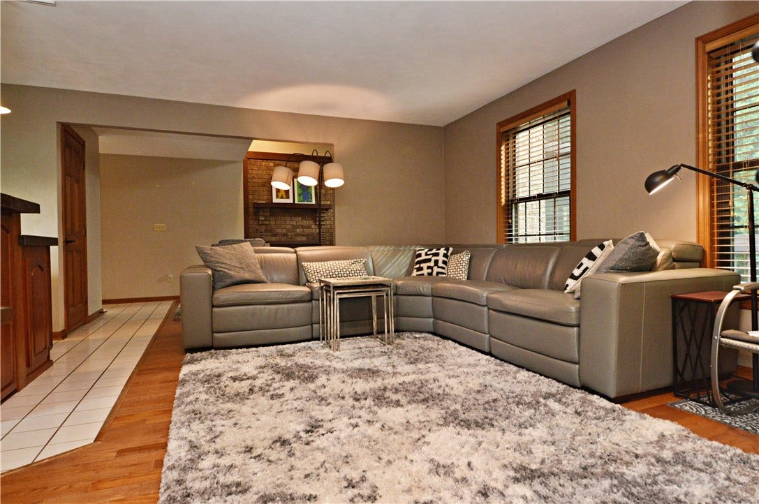 516 Donatello, Irwin, PA 15642 516 Donatello, Irwin, PA 15642