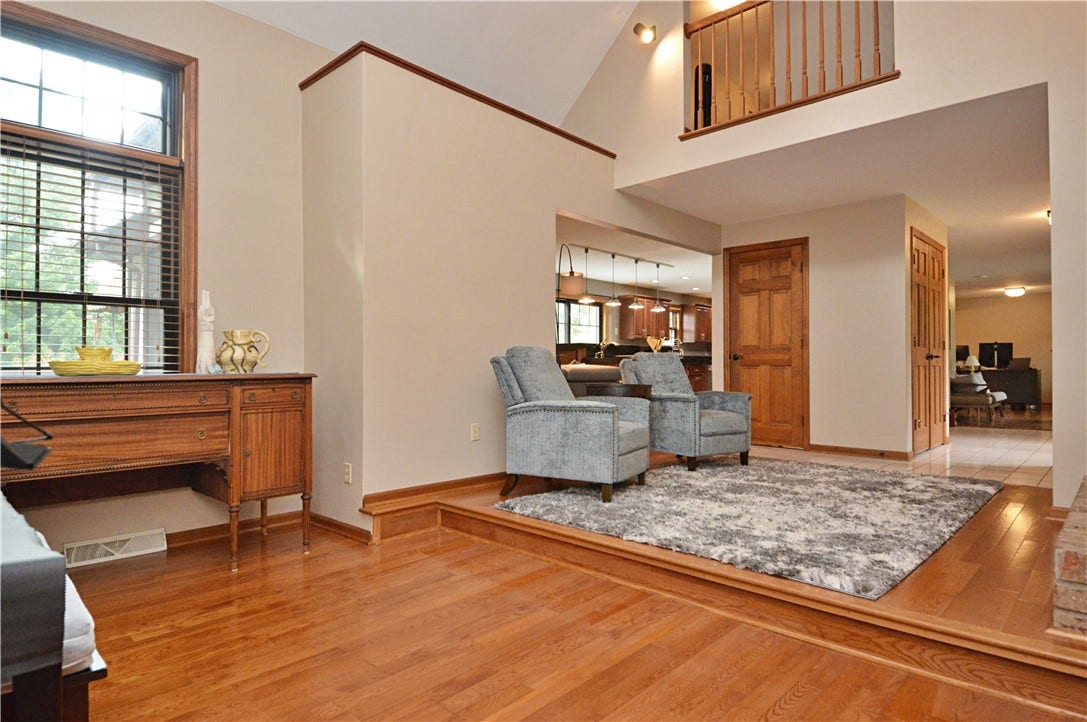 516 Donatello, Irwin, PA 15642 516 Donatello, Irwin, PA 15642