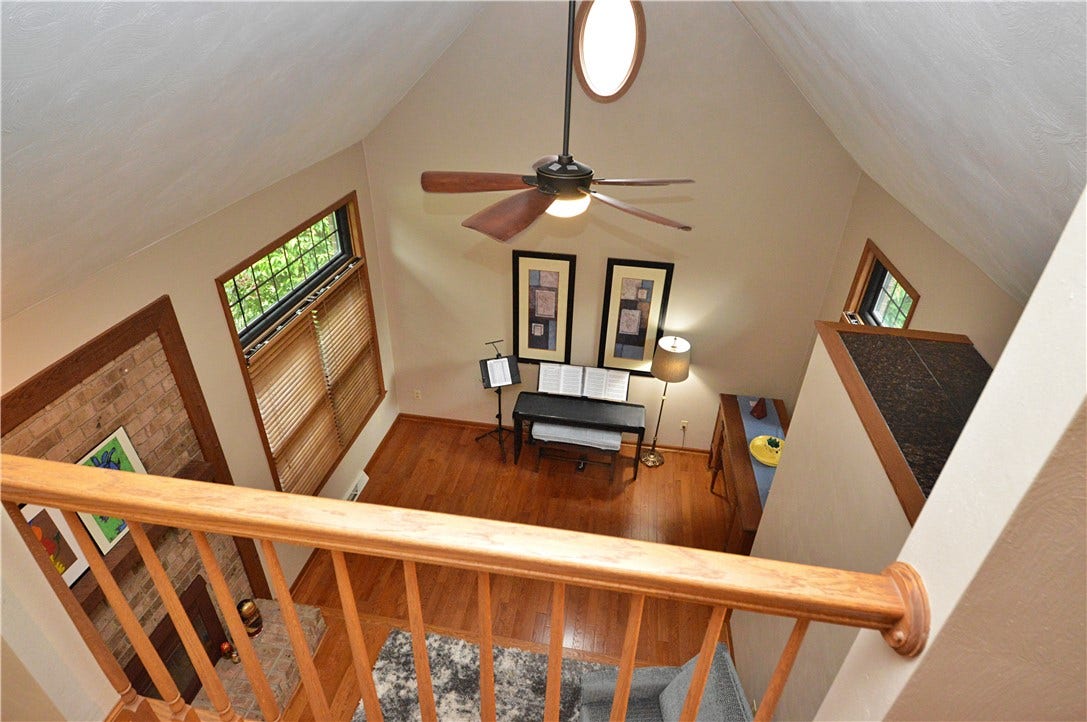 516 Donatello, Irwin, PA 15642 516 Donatello, Irwin, PA 15642