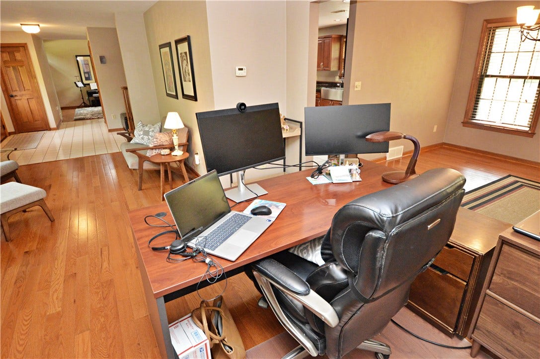 516 Donatello, Irwin, PA 15642 516 Donatello, Irwin, PA 15642