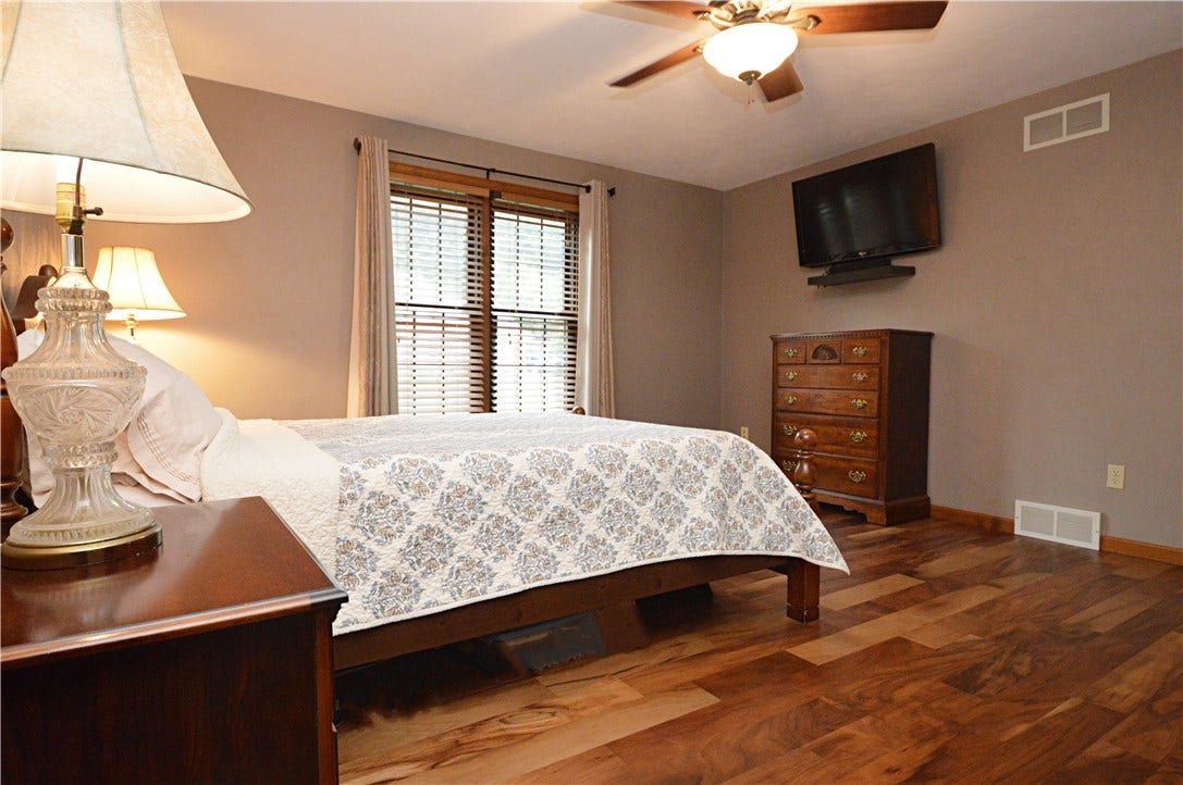 516 Donatello, Irwin, PA 15642