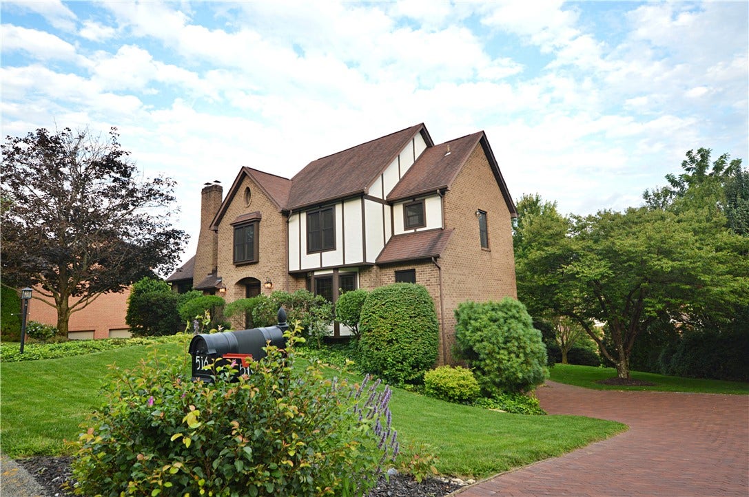 516 Donatello, Irwin, PA 15642