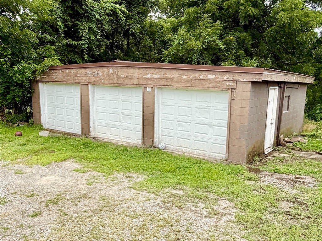 341 N Gallatin Ave, Uniontown, PA 15401