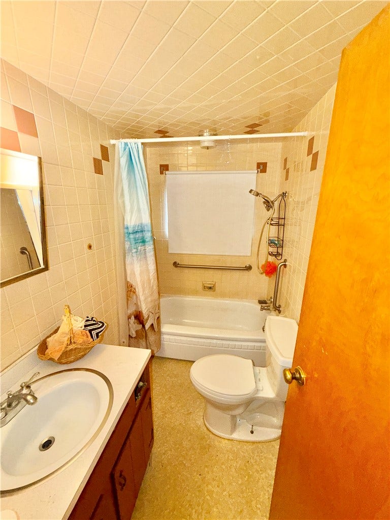 341 N Gallatin Ave, Uniontown, PA 15401